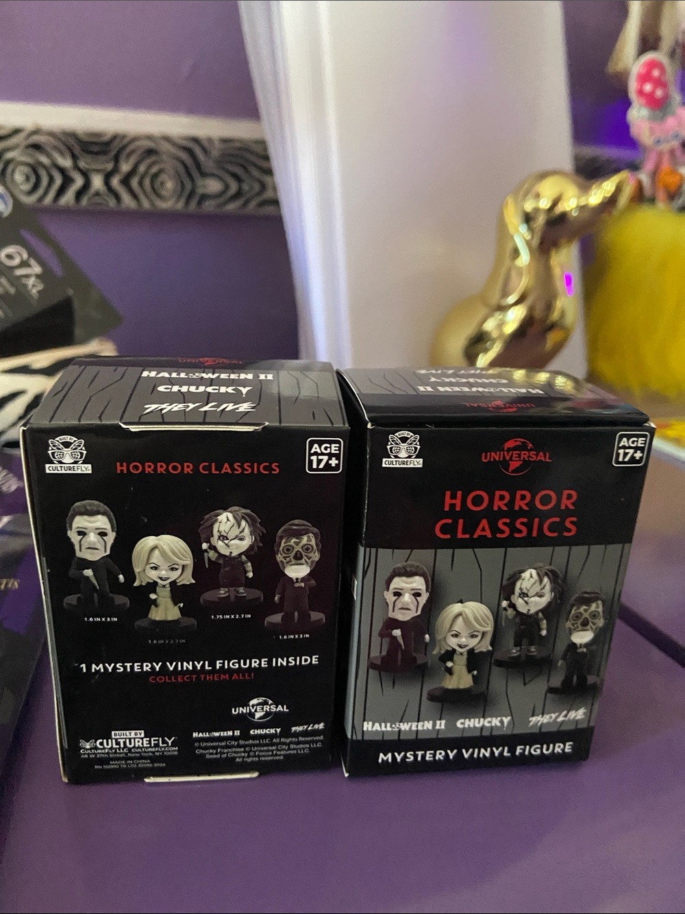 Universal Horror Classics Mystery Vinyl Figure - Black & Red